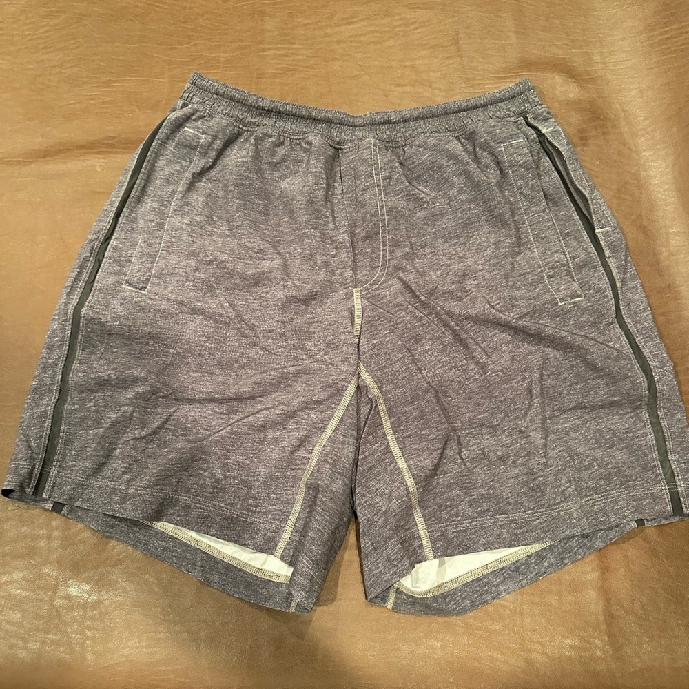 Lululemon Pace Breaker Short w/Liner - Size XL